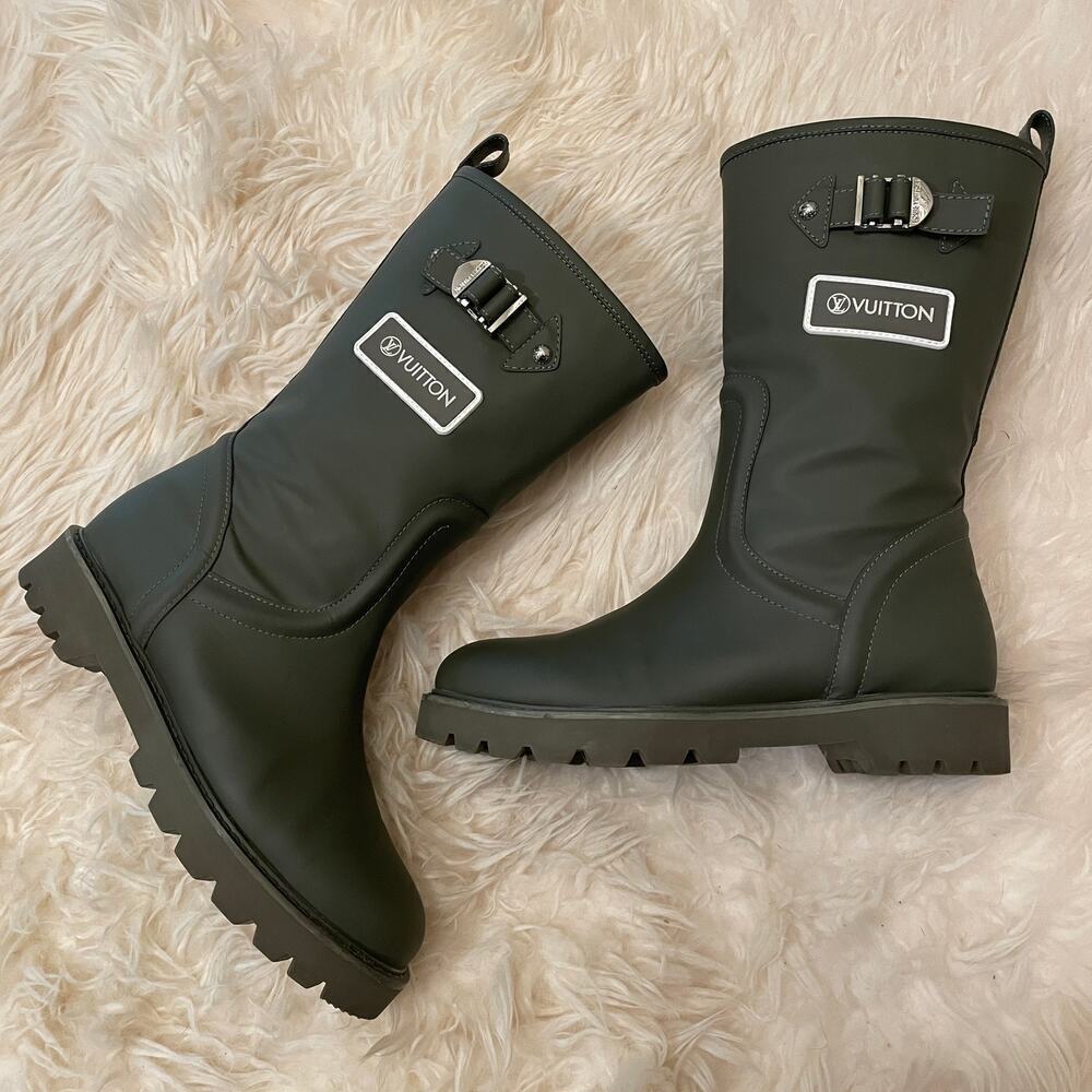 Louis Vuitton 40 Rubber Territory Boots | Olive Green, Calfskin EU 40/US 9 Italy